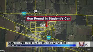 Gun Found in Teen's Vehicle at Lauderdale County High School | March 7, 2023 | News 19 at 4:00