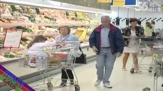 Funny mischief little girl make her father headache in supermarket!