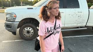 Street interview-Snow Got Into a Fight With Neek Neek