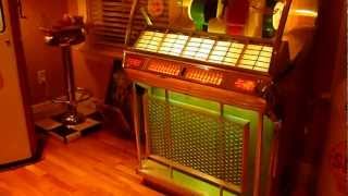 1955 SEEBURG SELEC-O-MATIC JUKEBOX JL-100 PLAYING ELVIS PRESLEY SHAKE RATTLE AND ROLL