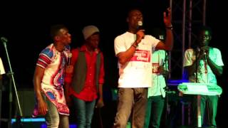 kofi Peprah (chiro) sings  @ STREETS4CHRIST 2015-MEHYIA NO RENDITION