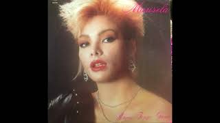 Marisela-Quédate A Mi Lado