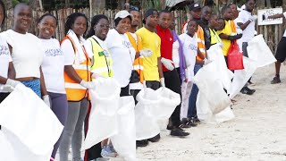 🔴167th Live Beach cleaning by Diani Walkers Part 1