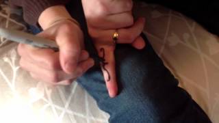 how to: draw mustache on finger