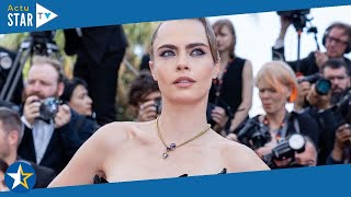 Cannes 2022 : le regard graphique, Cara Delevingne hypnotise le tapis rouge en robe noire ajourée