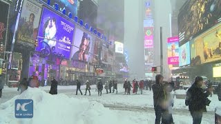 Monster blizzard hits New York