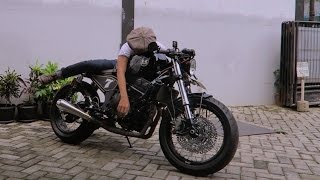 MotoVLog - Kawasaki ER6N Cafe Racer