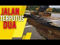 terputus Dua :Tanah runtuh di jalan Segamat Muadzam, video awal