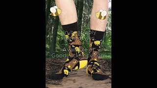 This pair is almost unbearably sweet. #bears #sockshop  #socksaddict #sockshorts #honeybee