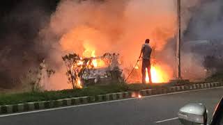 🔥🔥🔥Hyundai Santa fe Car burning on road🔥🔥🔥