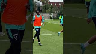 Eddie Nketiah + Gorgeous Chip = Brilliant Celebration #crystalpalace #cpfc #premierlegaue