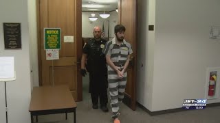 Michael Burham appears in Warren County court for preliminary hearing