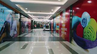 Y MALL TRIPRAYAR