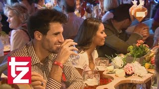 Der FC Bayern auf der Wiesn: Javi Martinez verhängt Alkoholverbot!