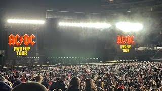 Review and Setlist on #ACDC performing in Chicago on the Pwer Up Tour 2025!