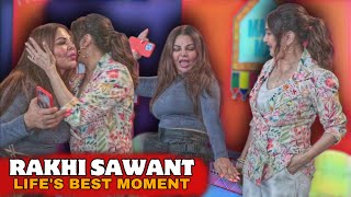 When Rakhi Sawant Meet Madhuri Dixit | Rakhi Sawant LIFE BEST MOMENT