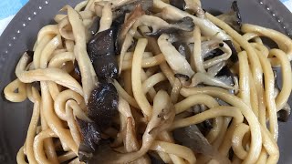 ひらたけ焼きうどん 醤油とみりんでシンプルに レシピは概要欄に記載しています