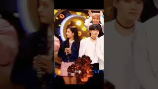 JISOO flinched when suga accidentally touched her 😂#ytshorts #fypシ゚viral#jisoo#suga