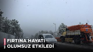 İstanbul'da fırtına, sağanak ve kar etkili oluyor