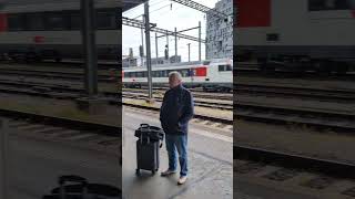 スイス フランスとドイツの国境に接する街バーゼル BaselSBB駅