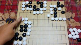 23小威的棋藝教室 作眼的練習2