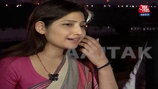 Dimple Yadav Exclusive: जब डिंपल यादव ने साझा किया मायावती के पैर छूने का किस्सा