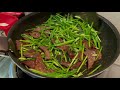 ឆាថ្លើមជ្រូកស្លឹកគូឆាយ stir fried pig liver with chinese chives banan’s kitchen