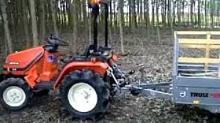 Kubota Aste A-14 con rimorchio Elleby kippy 200