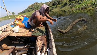 Mandal Khari Dam || Rajsthan || Hook Fishing video_#boatfishing