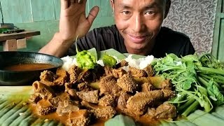 Eating Delicious Beef Intestine,Liver Cook Naga style+King Chilly, Onion, Squash Leaves.