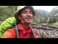 menyusuri tebing curam jalur torean gunung rinjani