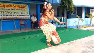 Maa Telugu talliki mallepoodanda song