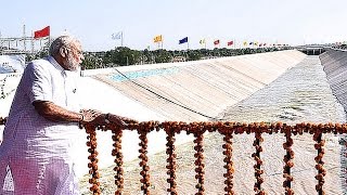 PM Modi at the launch of Pumping Station in Kutch Canal in Bhachau, Gujarat | PMO