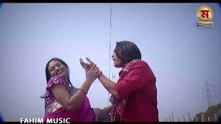 Ore Kala Bomura I ওরে কালা ভ্রমোরা I Chittagong Popular Song I By Sandipan