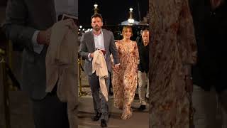 Jennifer Lopez & Ben Affleck Caught On Honeymoon At Paris!