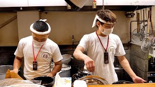 せーいっ！厨房の活気が凄すぎる家系ラーメン店【輝道家】