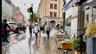 Stockholm Walks: Sankt Eriksgatan in the rain. Grey Friday evening in Sweden