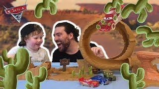 Cars Toys ft. Willy's Butte Play-Set and Lightning McQueen!