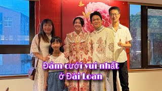 The most fun wedding in Taiwan I've ever been to @thaophuongcuocsongDaiLoan