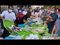 Taiwan Seafood Auction - Grandma and Grandpa Go Crazy for Salmon Head !