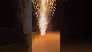 25 SHOT INSTANT SILVER THUNDER FIREWORK CAKE #fireworks #pyro #shorts #short #ytshorts #ytshort