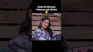 Raisa Ke bioskop pake helm #desta #komedi #tonightshow #vindes #raisa