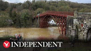 Ironbridge: Flood barriers put up as River Severn floods gardens