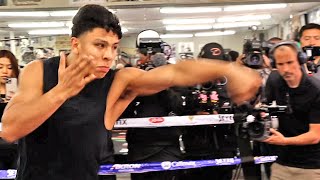 Jaime Munguia RAZOR SHARP for Canelo in media workout days away from fight!