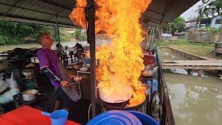 ร้านลับแพริมน้ำ ทิดต้อยคะน้าหมูกรอบภูเขาไฟ เมนูธรรมดาแต่โคตรอร่อย