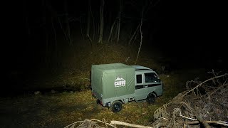 Sleeping in a car playing horror games deep in the mountains with no one around