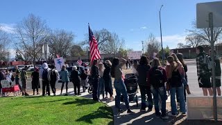 Vintage High School students walk out in protest of continued mask mandates