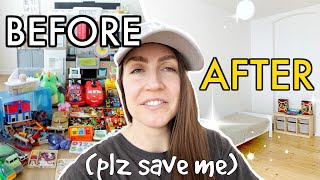 😱 EXTREME TOY DECLUTTER | We GOT RID of 95% of Our Toys (Before/After 5 Years MINIMALISM with Kids)