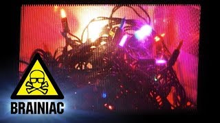 Christmas Lights + Microwave= ? | Brainiac