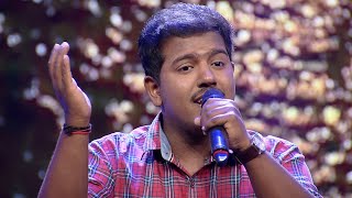 Paadam Namukku Paadam | Sarath sings 'Aathmavin Pusthaka Thaalil' | Mazhavil Manorama